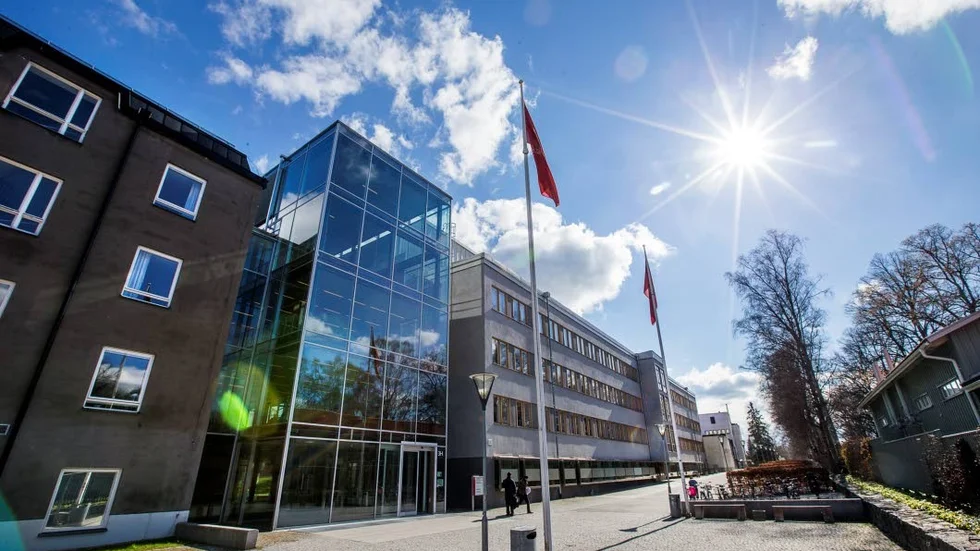 Centrum för mångvetenskaplig forskning om rasism samlar forskare från många discipliner inom humaniora och samhällsvetenskap. Nu ifrågasätts en av de rekryteringar som centrumet gjort, och tillsättningen är överklagad.