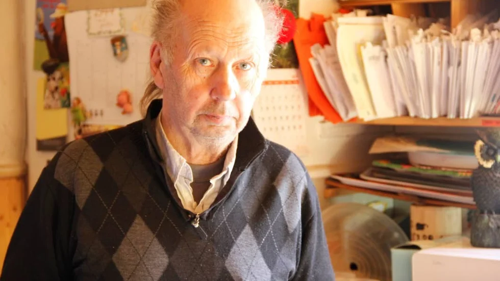 Erling Lindberg fick ta hjälp av Östhammars konsumentrådgivare May Strandberg för att kunna häva affären och lånet på 200 000 kronor som skulle betalas tillbaka med ränta.