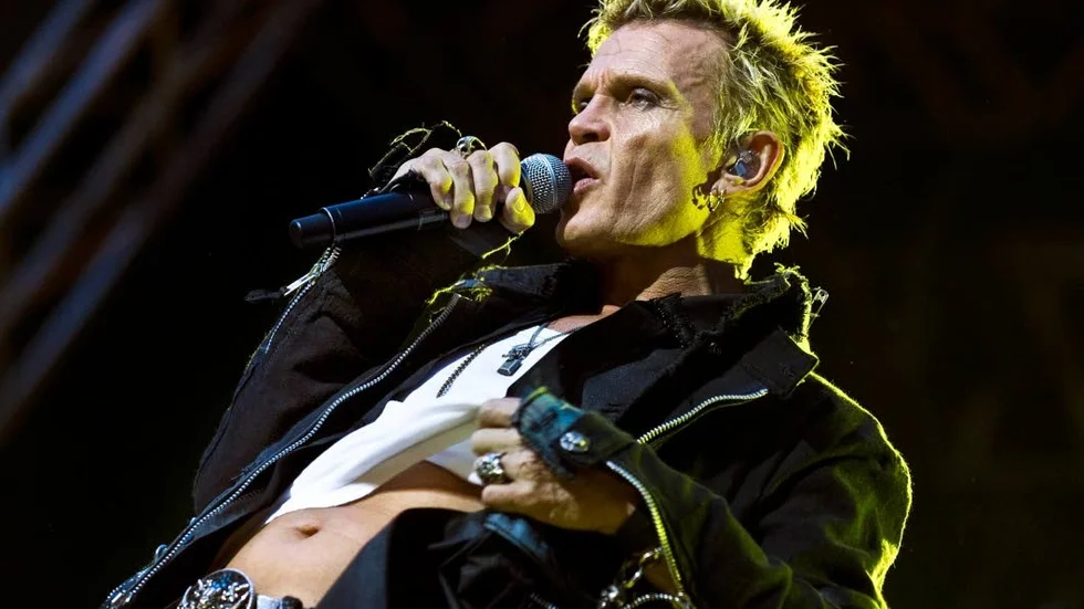 Konsert. I juli nästa år kommer musiklegenden Billy Idol till Furuvik.