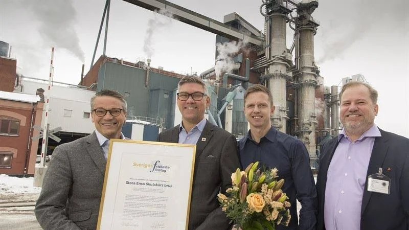 Göran Hägglund, juryns ordförande, Henric Holm, platschef Stora Enso, Johan Byström, hälsospecialist Stora Enso, Joachim Morath, vd Feelgood.