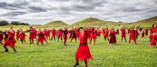Dags för Kate Bush-dagen i Uppsala – "en slags masshysteri" • Klä dig i rött och run up that hill