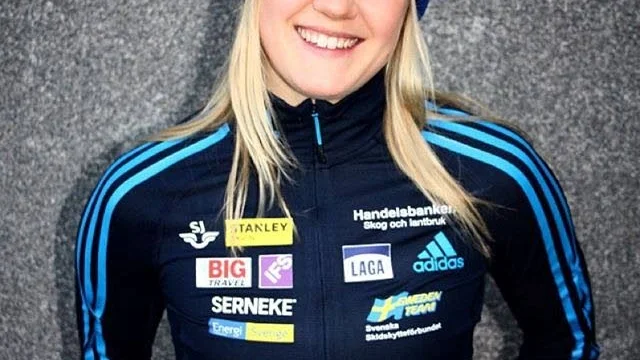 Tillbaka. Förra säsongen blev till stora delar spolierad för Månkarbobördiga Julia Jansson. Men nu är hon redo att tävla igen.