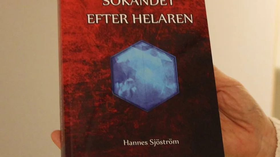 Uppföljare. Efter Lönnmördaren kommer Sökandet efter Helaren.