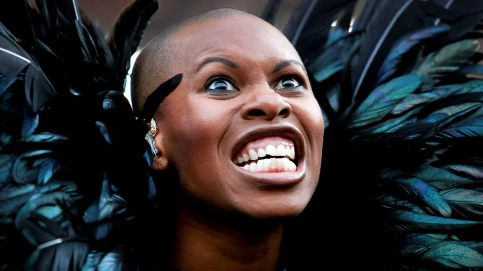 Attityden och viljan att vrida om näsan på lyssnaren är inte alls borta hos Skunk Anansie.