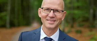 Nu är han artist på fritiden