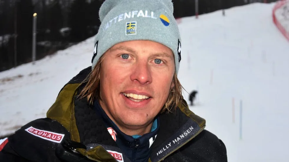 Lovande. Nye herrchefen för alpina landslaget, Fredrik "Kingen" Kingstad följde Gustav Lundbäcks åk i Kåbdalis-backen, och ser stora möjligheter för honom att förbättra sin ranking vid världscuppremiären i Levi. " Gustav har visat fina takter vid de läger inför säsongen som vi genomfört och hans fokus på slalom i första hand tror jag är viktig."