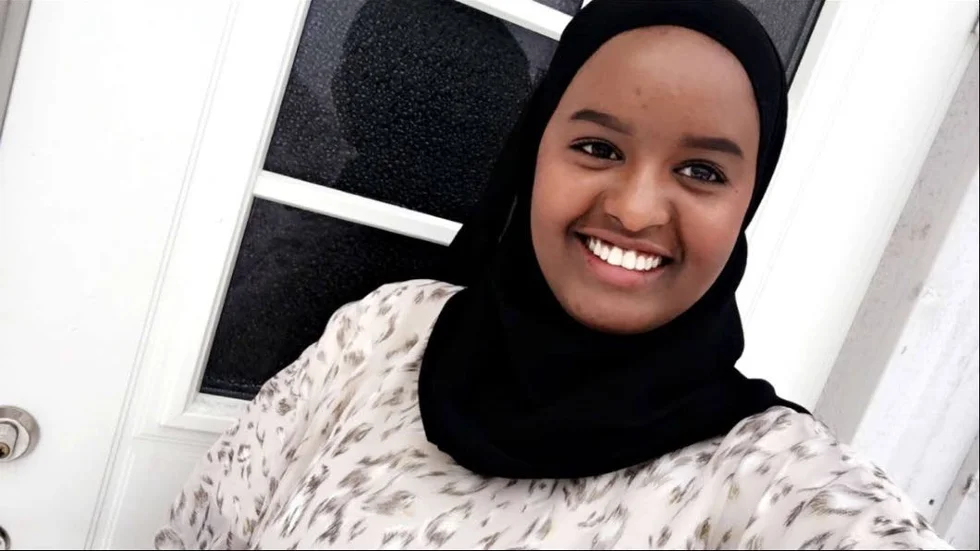 "Man måste lita på sig själv, det är bara att satsa", säger Kausar Mohammed som precis öppnat sin egen butik Al Kawthar shop på Varvet i Luleå.