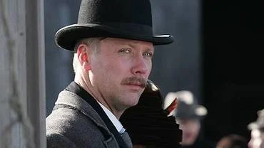 Mikael Persbrandt ("Maria Larssons eviga ögonblick") tävlar om en guldbagge.