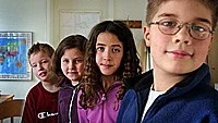 Vuxna kan också vara rädda ibland. Från vänster Albin Hoh, Izabella Svensson, Saga Elgenstierna och Edvin Alvaeus tror att vuxna mest är rädda för att förlora sina barn.