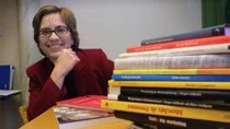 Uppsala Publishing House ger ut ett 20-tal titlar årligen. Oftast handlar det om böcker om ledarskap, projektarbeten och beteendevetenskap, berättar vd:n Maria Mattsson.