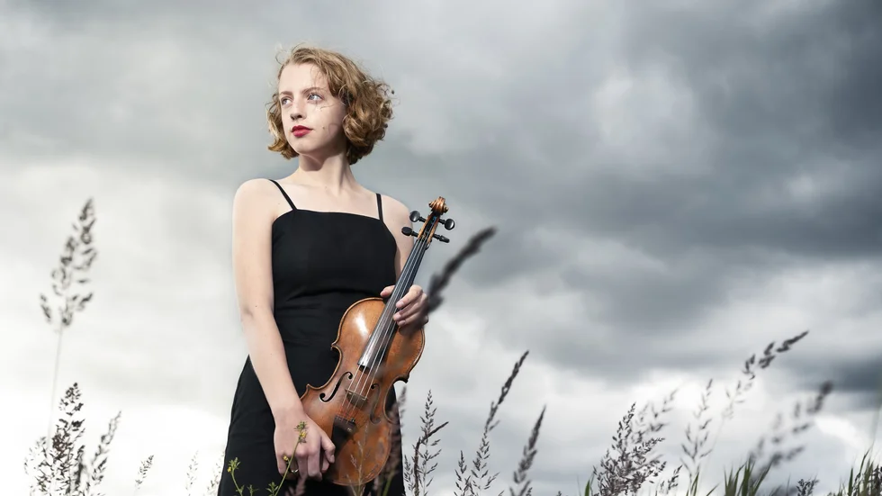 Alva Holm