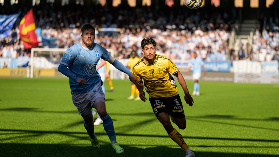 Elfsborgs Ahmed Qasem mot Malmö FF nyligen. Motalakillens storform i allsvenskan mynnar nu ut i debut i U21-landslaget.