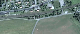 138 kvadratmeter stor äldre villa i Sya, Mjölby såld till nya ägare