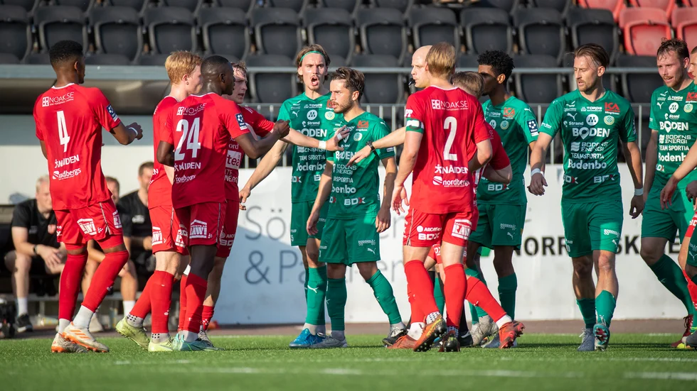 Det var hett, tajt, tufft och känslofyllt när Bodens BK och Piteå IF spelade oavgjort i onsdags. I veckans avsnitt av podcasten Fotbollsfredag gör vi en djupdykning och bryter ner derbyt i detaljer.