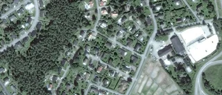 Nya ägare till 70-talshus i Åby - 4 050 000 kronor blev priset