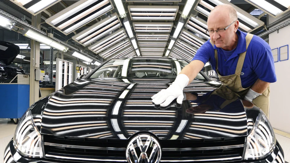 Tyska Volkswagen redovisar kvartalsrapport. Arkivbild