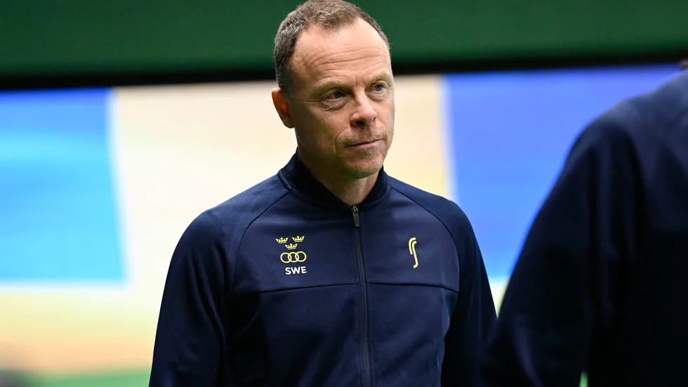 Johan Hedsberg när han ledde Davis Cup-laget i kvalet i februari.