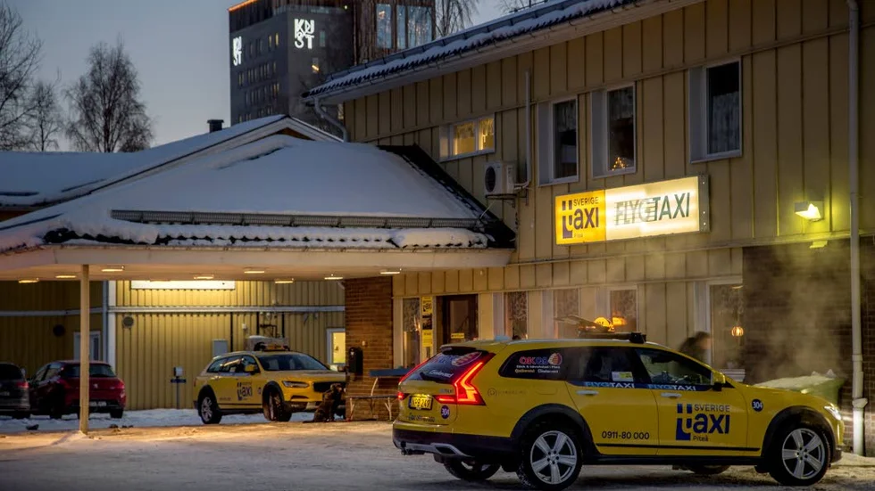 Efterfrågan på flygtransfer mellan Piteå och flygplatsen är stor och nu utökar Piteå taxi med att köra till alla avgångar och ankomster. (Arkivbild)