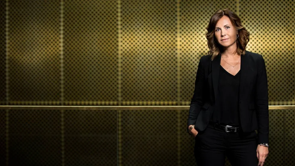 Kamilla Oresvärd är aktuell med spänningsromanen "Brudslöjan" som utspelar sig på Vargön.