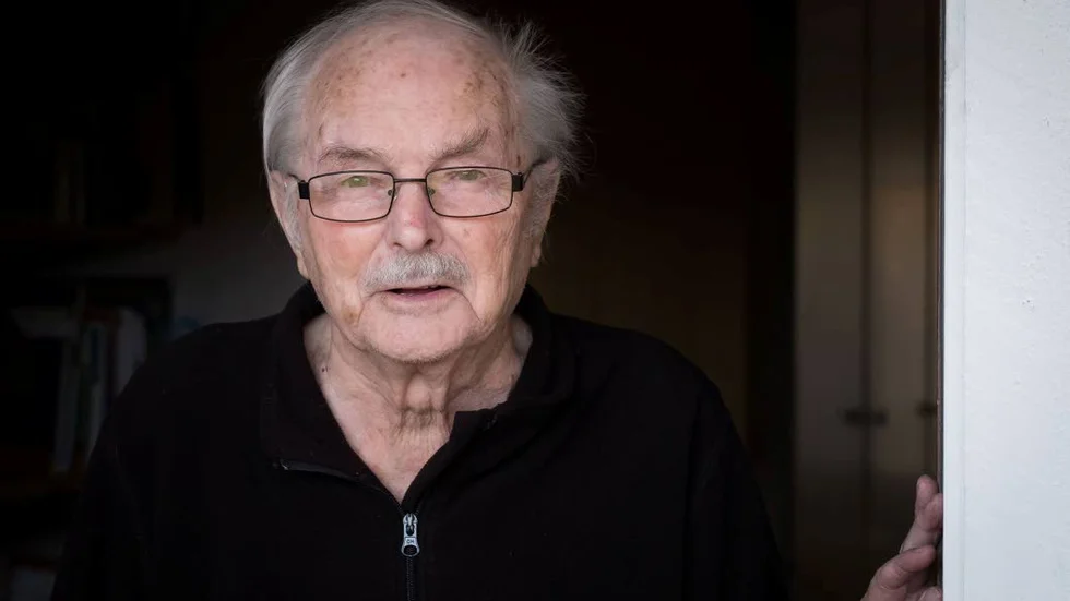 Gunnar Kieri fyller 90 år den 31 december. Med anledning av det skriver Curt Persson om författarens liv och verk.