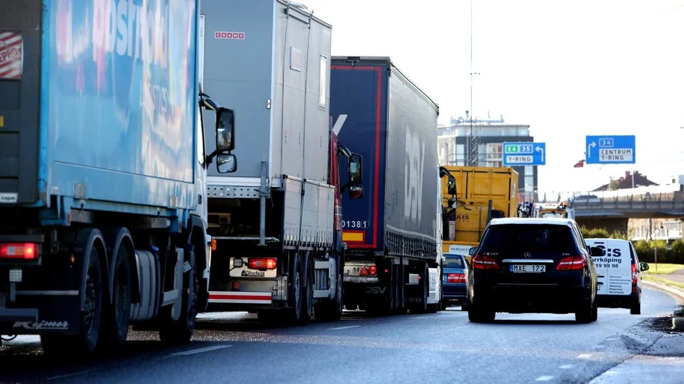 Bristyrke. Bristen på lastbilschaufförer är stor också i Norrbottens län. Ett framtidsyrke, kallar Johan Åström, vd på Alviks trafik, jobbet.