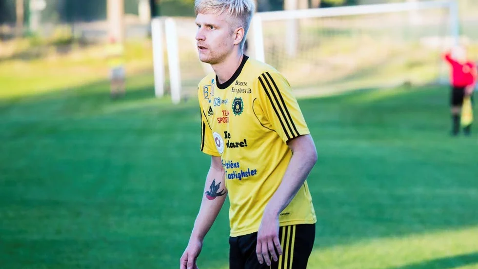 Björn Blombäck, Hedens IF, kvitterade i 90:e matchminuten mot Pålänge och därmed är den osannolika krussfria trenden bruten.