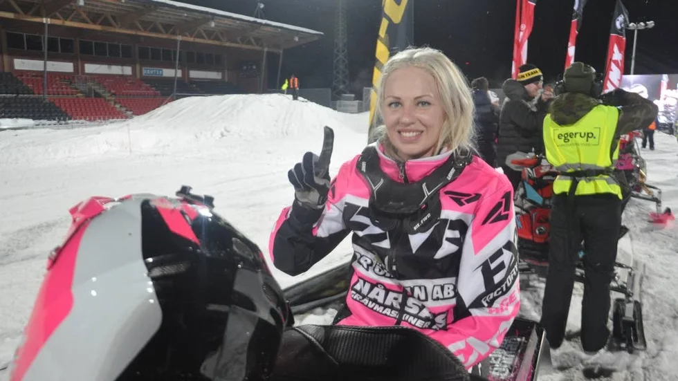Vinnaren. Elina Öhman kom hem till Norrbotten och  visade segern.