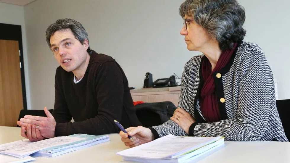 ANSVARIGA. Stefaan De Maecker (MP), ordförande i hälso- och sjukvårdsnämnden, och Maria Dalemar, sjukvårdsdirektör.