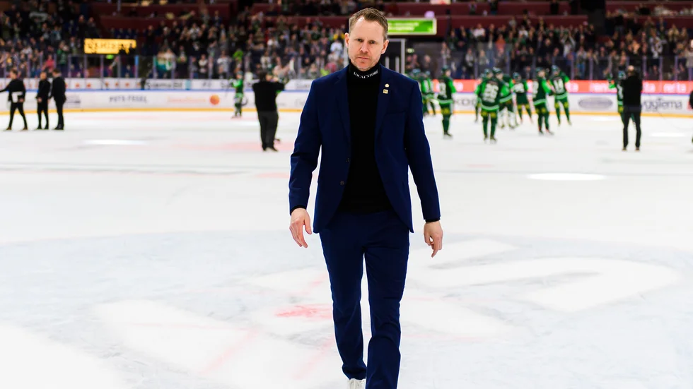 ”Jag tycker att jag har fått en trupp som är tillräckligt bra för att vinna SM-guld”, säger Robert Ohlsson efter kvartsfinaluttåget.