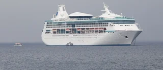 Fåtal tömmer tanken i hamn