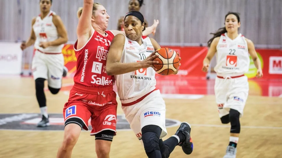 Branndais Agee var poängbäst med 23 poäng när Visby Ladies under söndagen tog sin tredje raka seger.