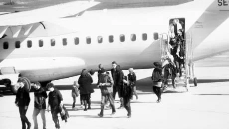 Innan Gotlandsflyg drog igång vara alla förbannade på de höga priserna. Nu är alla glada över flygpriserna. Medan ilskan över båtpriserna bara växer.