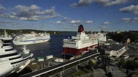 Ett av de bra målen för Gotlands internationalla verksamhet är många nya trafiklinjer till internella mål. Tänk när det blir så här trångt i Visby hamn av båtar till olika Östersjöhamnar.