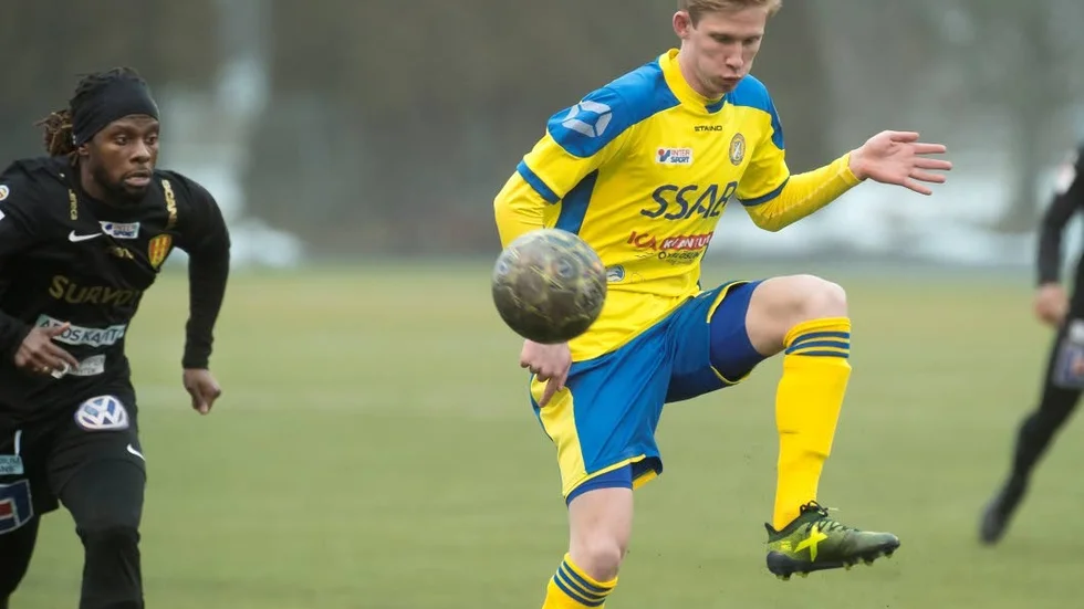 Oxelösund avslutade vårsäsongen med en hel del förluster och mängder av insläppta mål.  Men 2–2 hemma mot starka topplaget Viljan imponerade desto mer.