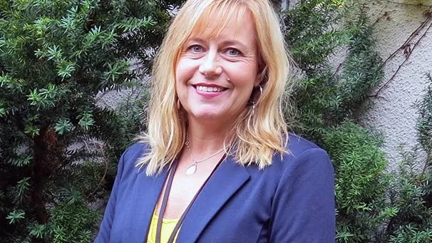 Tina Persson är glad åt att kunna stötta nybakade förskollärare.