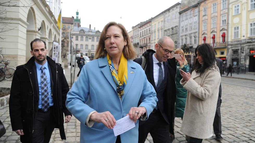 USA-ambassadören Kristina Kvien i Lviv i februari, innan kriget bröt ut. Arkivbild.