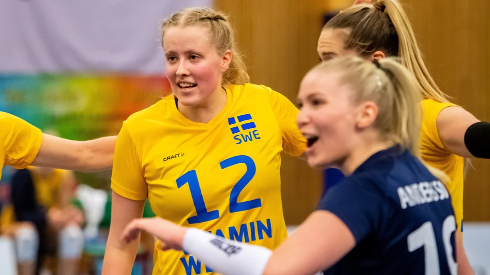 Hilda Gustafsson och hennes svenska landslag spelade två jämna matcher mot Estland i genrepet inför European silver league.