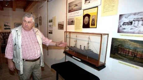 eldsjäl. Rolf Larsson är den verklige eldsjälen bakom Försvarsmuseet i Tingstäde som invigs på lördag.
