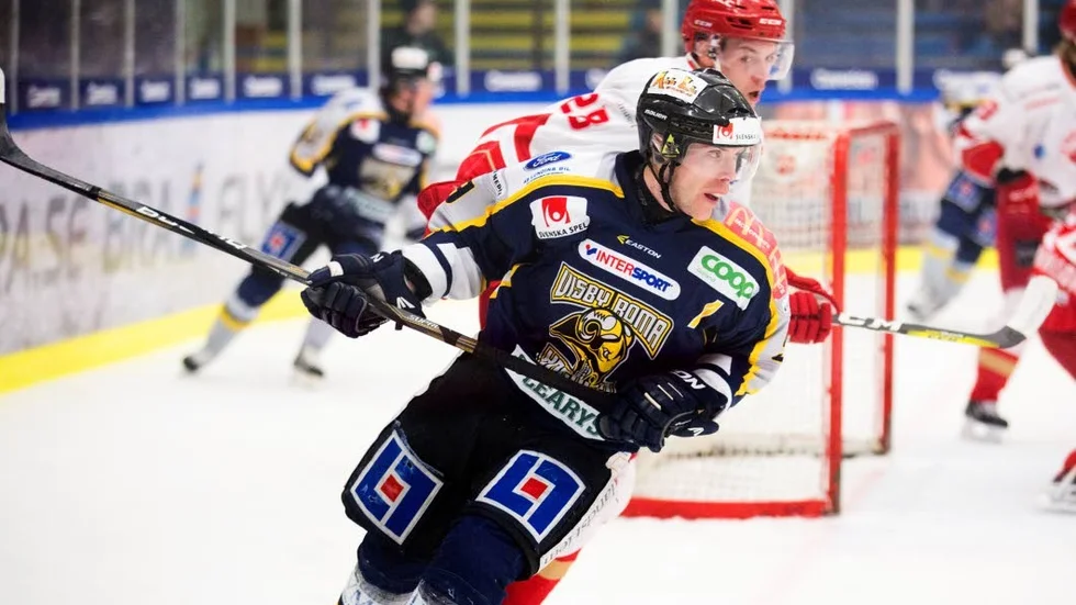 BORTA. Oskar Lundberg skadade sig mot Wings och lär missa större delen av grundserien.