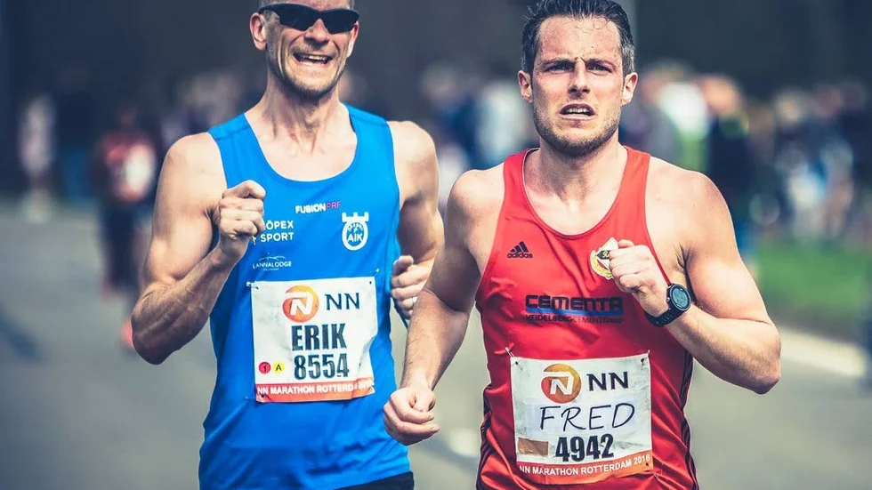 SLITSAMT. Bäste svensk av sju startande i Rotterdam marathon förra söndagen. Men 4,2 mil i tävlingstempo sliter och Fed Grönwall tvekar nu inför ett nytt EM-kvalförsök i Hamburg nästa vecka.