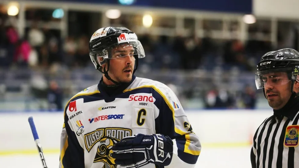 Mikael Adamsson gjorde ett av målen, men det räckte inte.