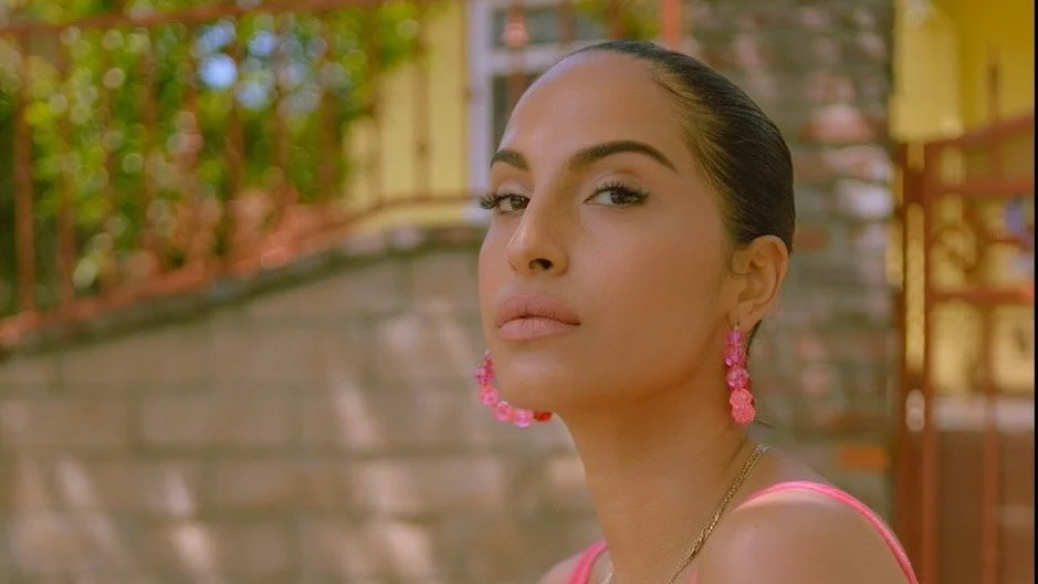 Snoh Aalegra kommer till Stockholm och spelar den 9 juni. Pressbild.