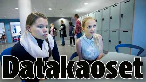 Brita Abrahamsson och Marie Sundqvist gÃ¥r tredje Ã¥ret pÃ¥ spetsutbildningen i matematik. De Ã¤r inte nÃ¶jda med det nya datasystemet som haft stora inkÃ¶rningsproblem.Foto: kurt engstrÃ¶m FOTO: Kurt EngstrÃ¶m