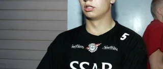 "Det är jobbigt att bara sitta vid sidan och titta"