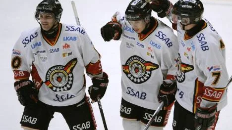Ledaren. Elias Fälth öppnade Luleås målskytte mot Timrå och såg sitt lag bryta den fyra matcher långa förlustraden på bortaplan - mot mardrömsmotståndaren Timrå.