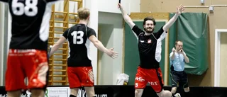 Fjädern vassare i derbyt