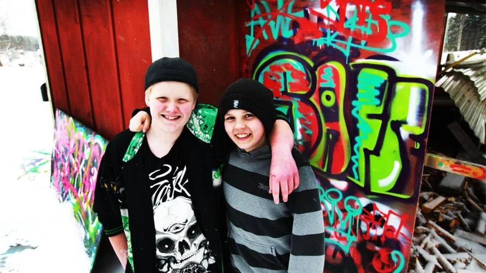 Kompisarna Kim Svensson och Jonathan Elvung vill ha en graffitivägg i Linköping.