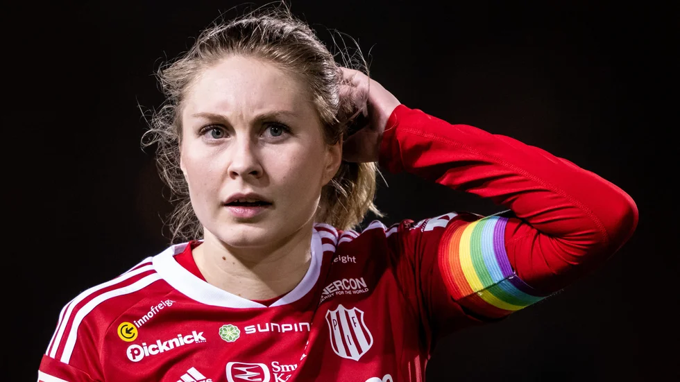 Fanny Andersson har förlängt kontraktet med Piteå IF. Hon blir kvar i klubben efter sommaruppehållet.