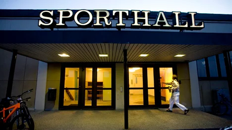 Pontushallen är nästa ställe att bli en fullfjädrad arena. Det finns planer på att servera mat och dryck där i samband med Plannja baskets matcher.