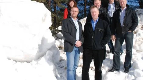 Anneli Gunnars, Roger Norbäck, Anders Öberg, Anders Resin, Ulf Blomqvist och Mikael Andersson. Tillsammans ska de öka intresset för skogsbruket.FOTO: Susanne Jansson